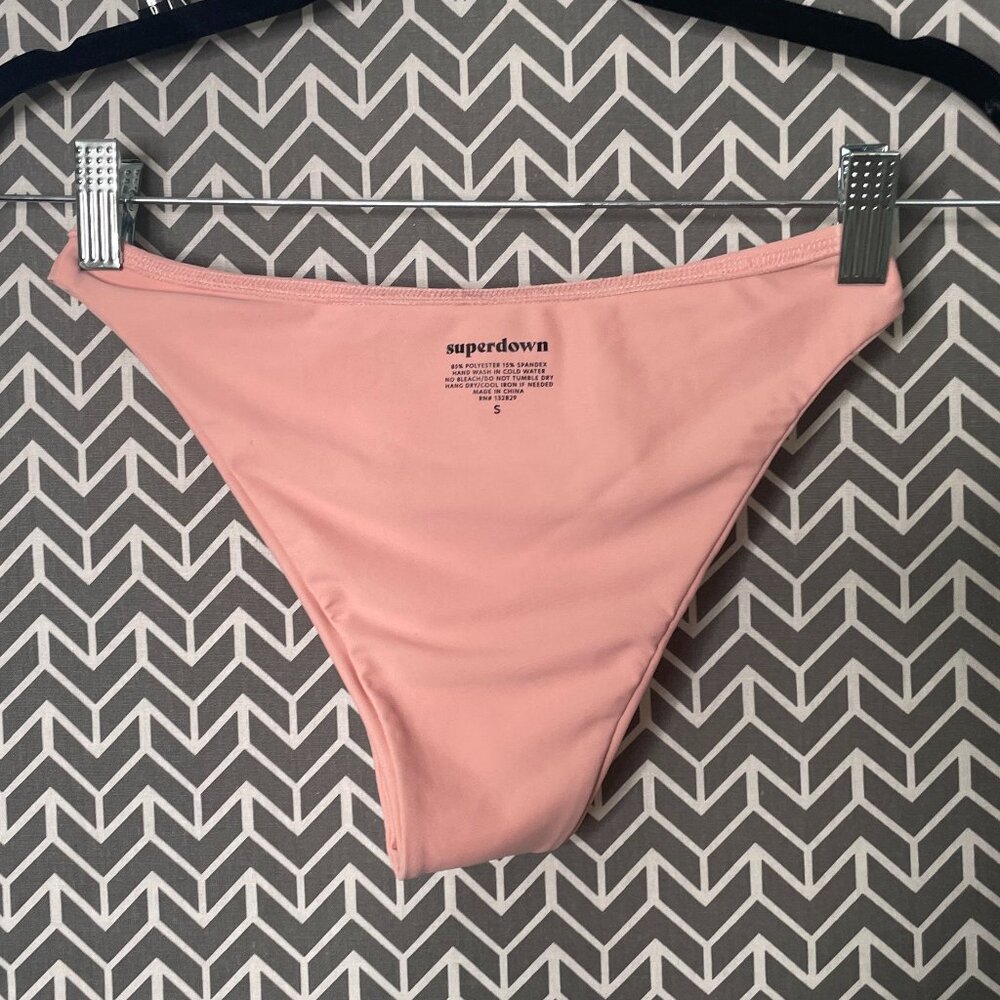 Superdown | Alexa Bikini Bottom - Picture 3 of 6